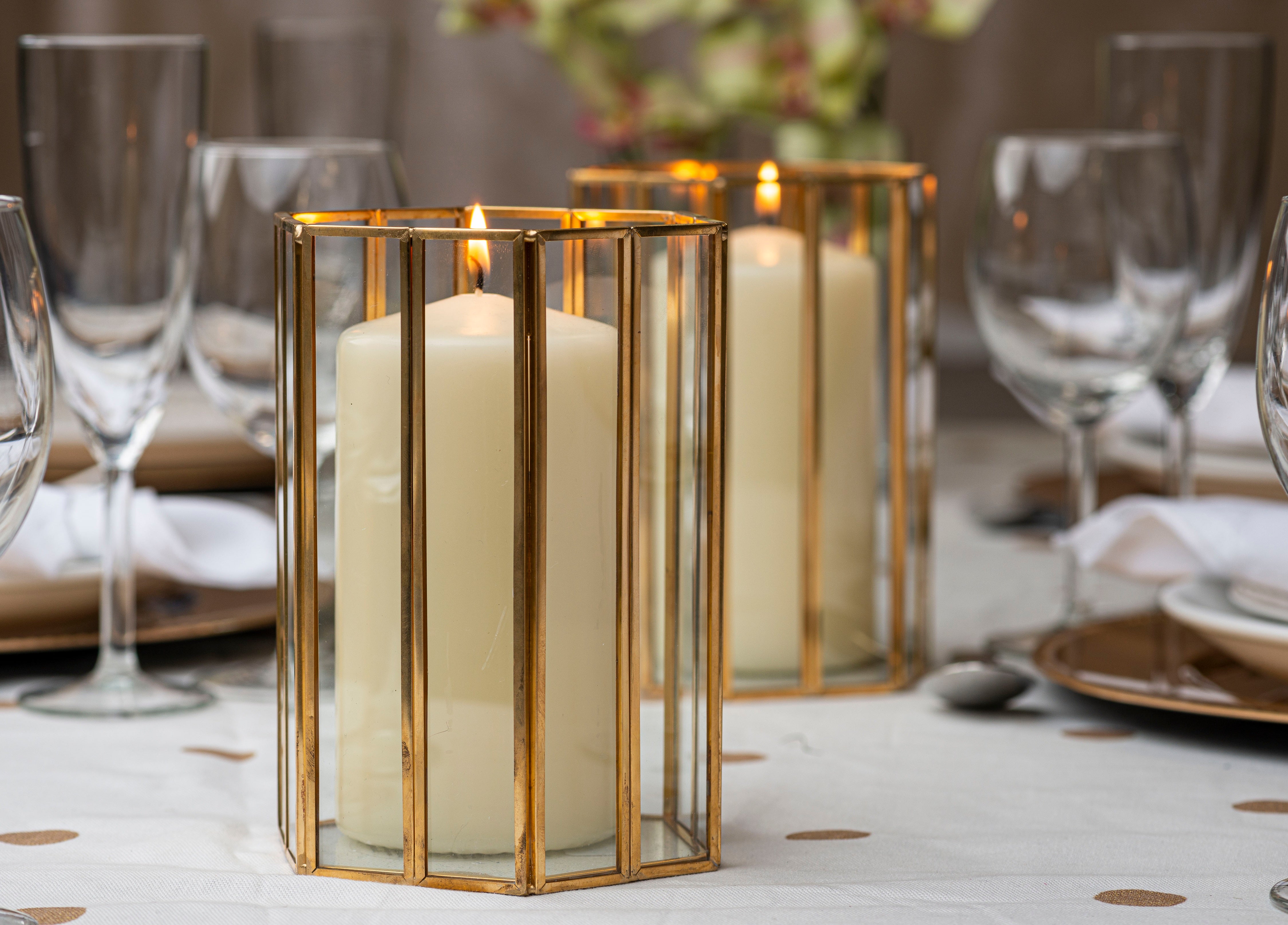 Classic Pillar in Tray